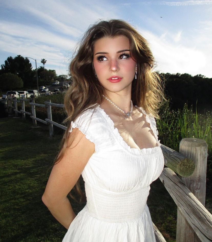 Brooke Monk Bikini: Find Your Perfect Summer Style Now