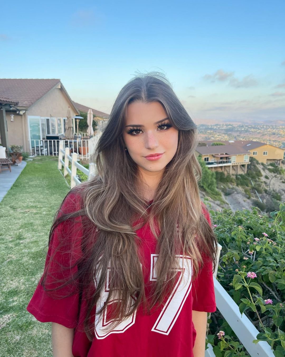 Brooke Monk Images: Find the Perfect Wallpaper Here